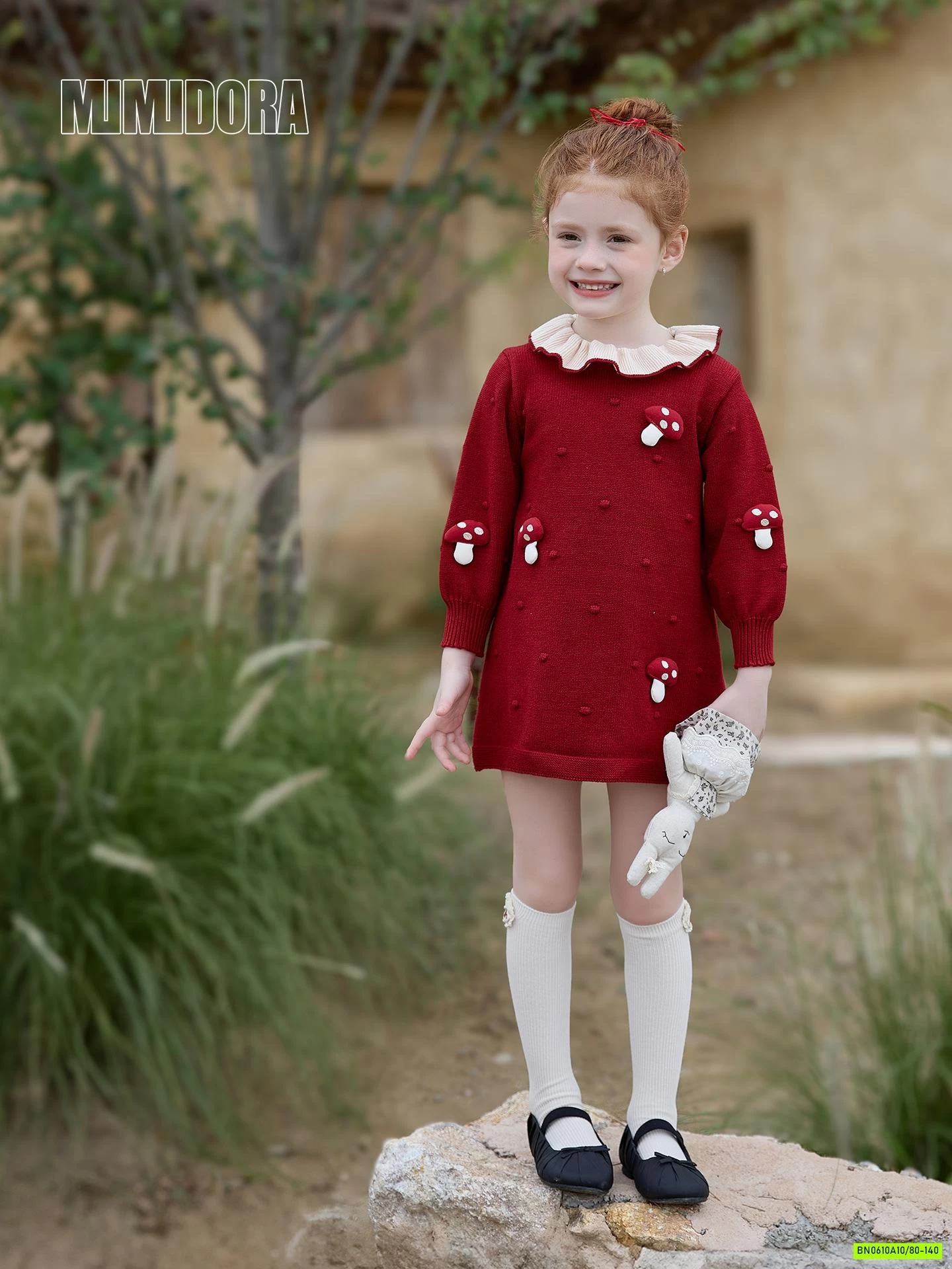 ĐẦM LEN NẤM ĐỎ M.BANG