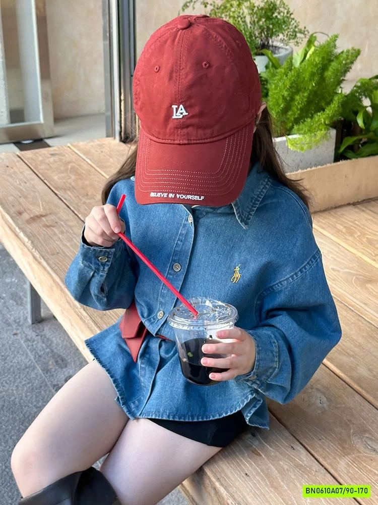 SƠ MI JEANS THÊU LOGO 25F133 AMBB