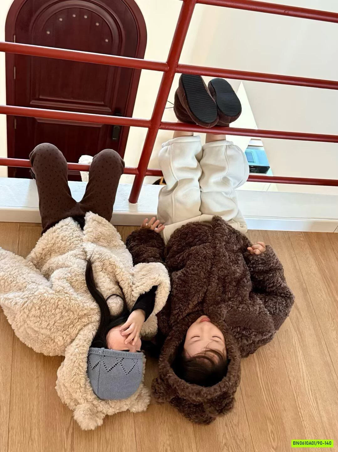 KHOÁC LÔNG TAI GẤU