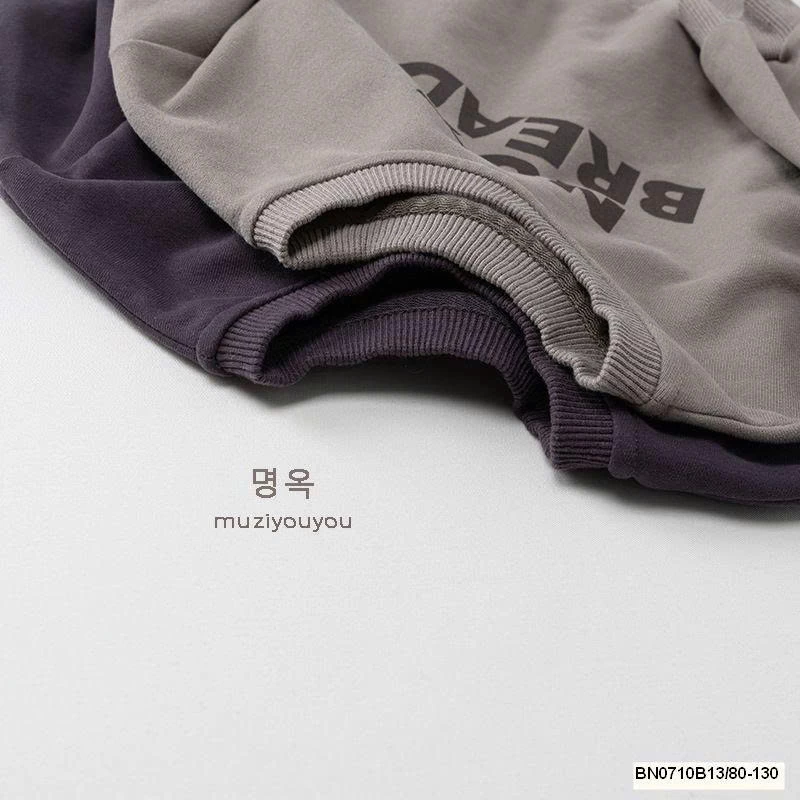 ÁO NỈ IN CHỮ MUZIYOUYOU