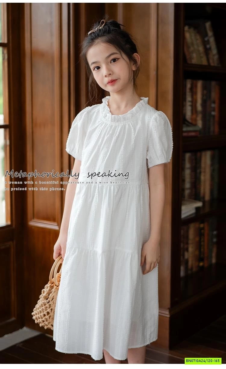 ĐẦM TRẮNG VIỀN BÈO MÙA THU