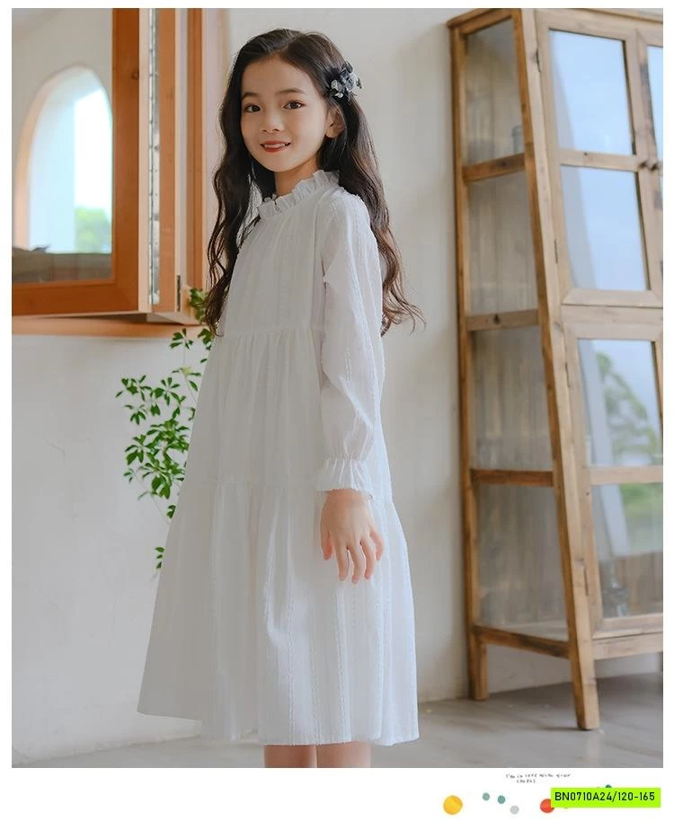 ĐẦM TRẮNG VIỀN BÈO MÙA THU