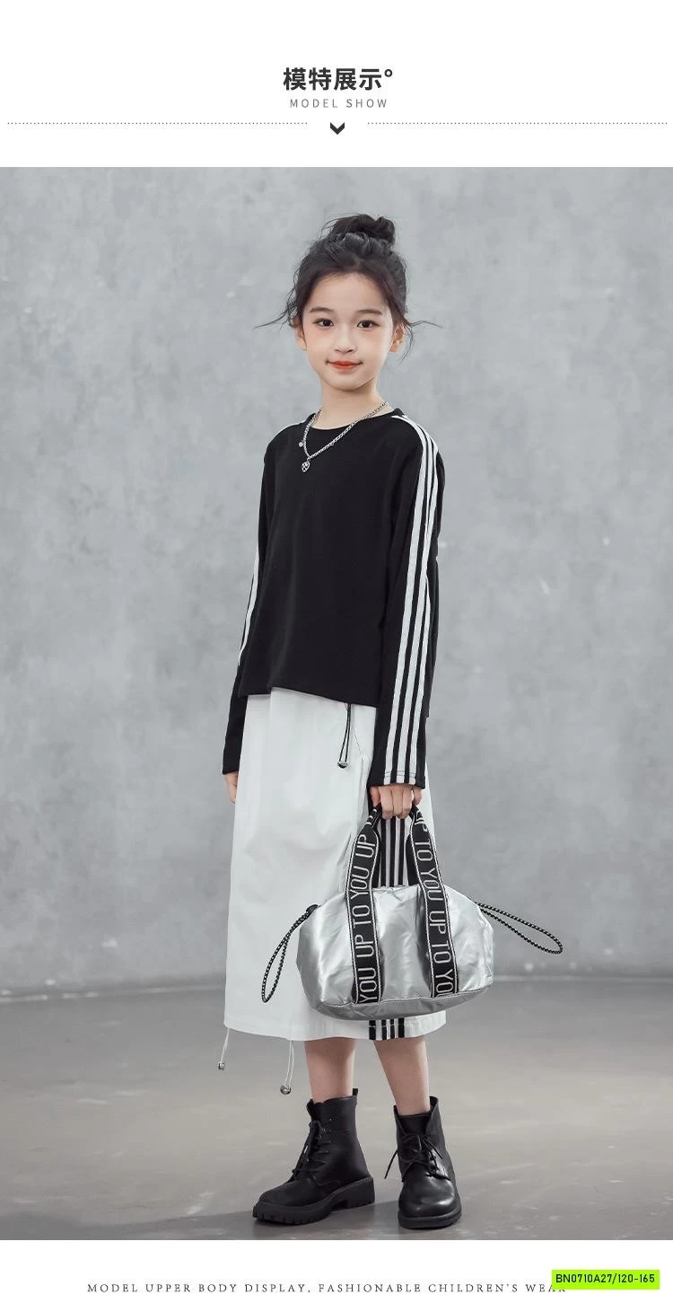 SÉT ÁO THỂ THAO MIX CHÂN VÁY GIÓ