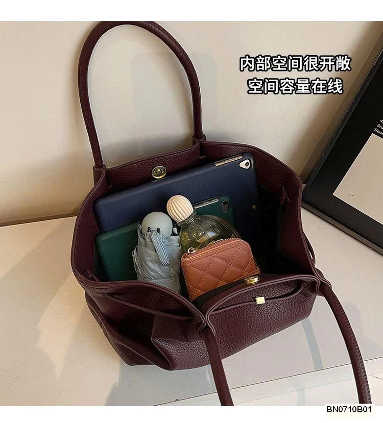 TÚI DA PU THỜI TRANG ĐEO VAI