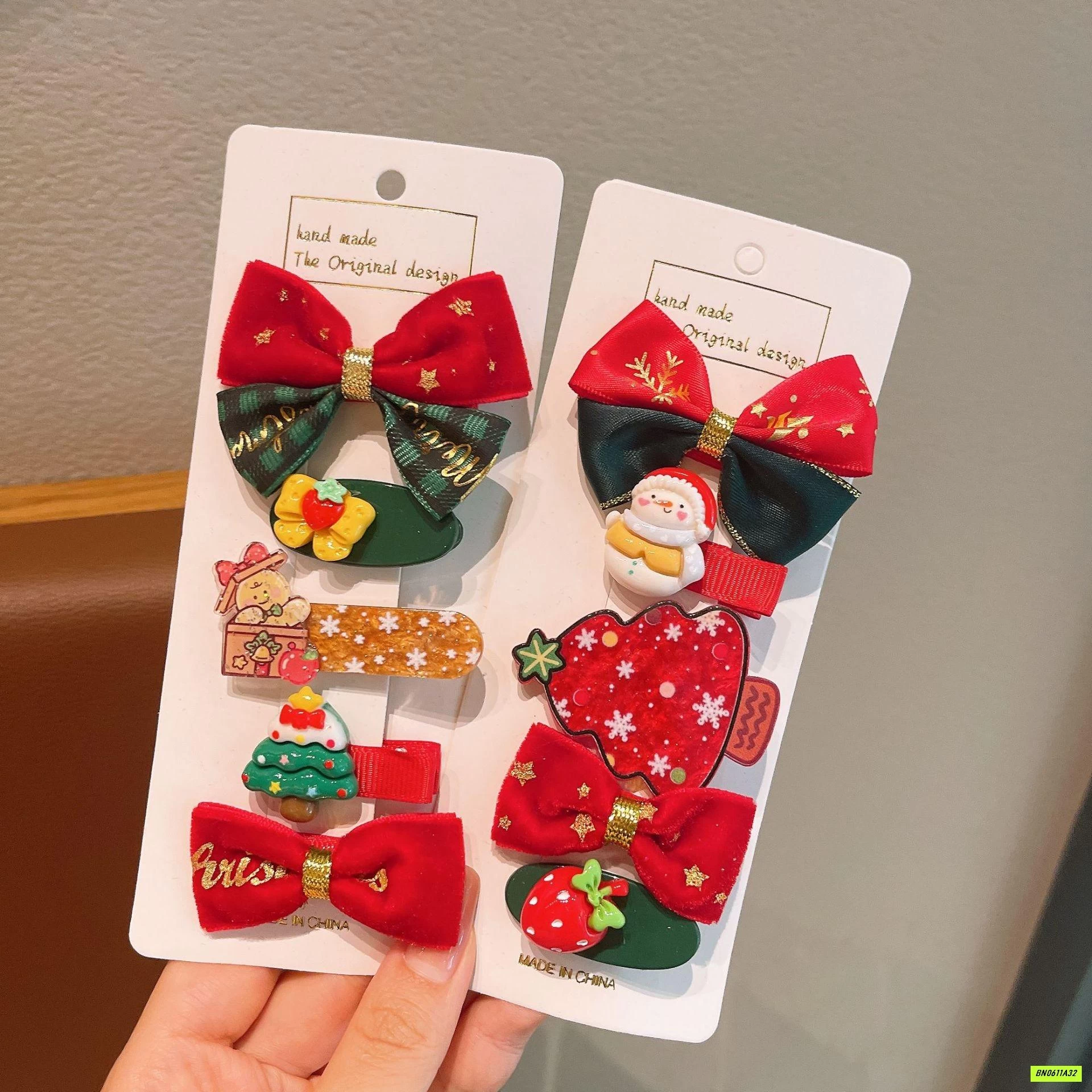 BÌA 5 KẸP TÓC GIÁNG SINH