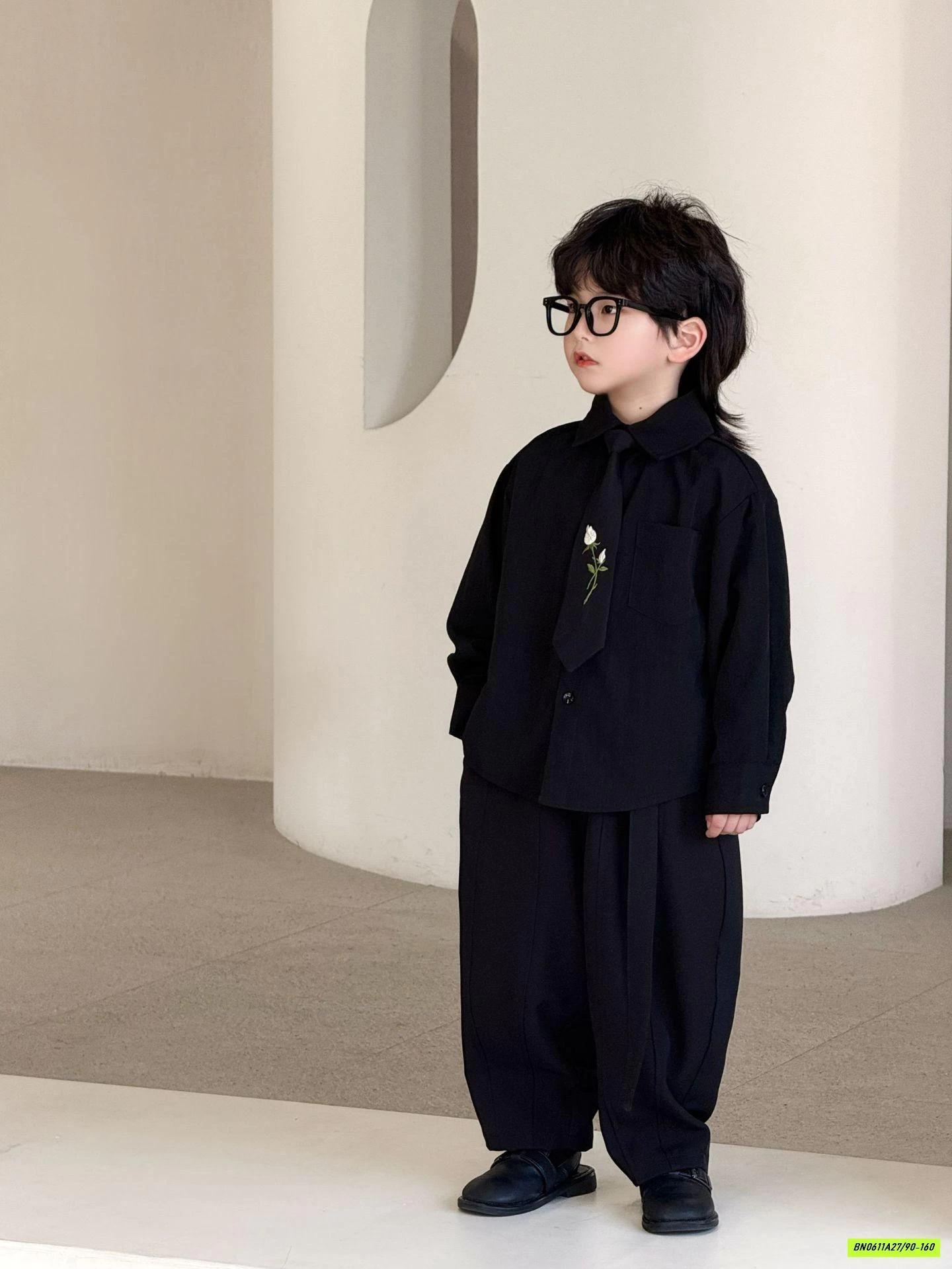 SƠ MI ĐŨI HOA KÈM CÀ VẠT