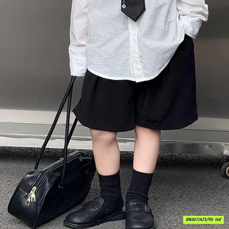 SƠ MI ĐŨI DÀI TAY KÈM CÀ VẠT + SHORT ĐEN