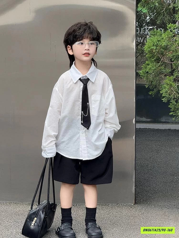 SƠ MI ĐŨI DÀI TAY KÈM CÀ VẠT + SHORT ĐEN