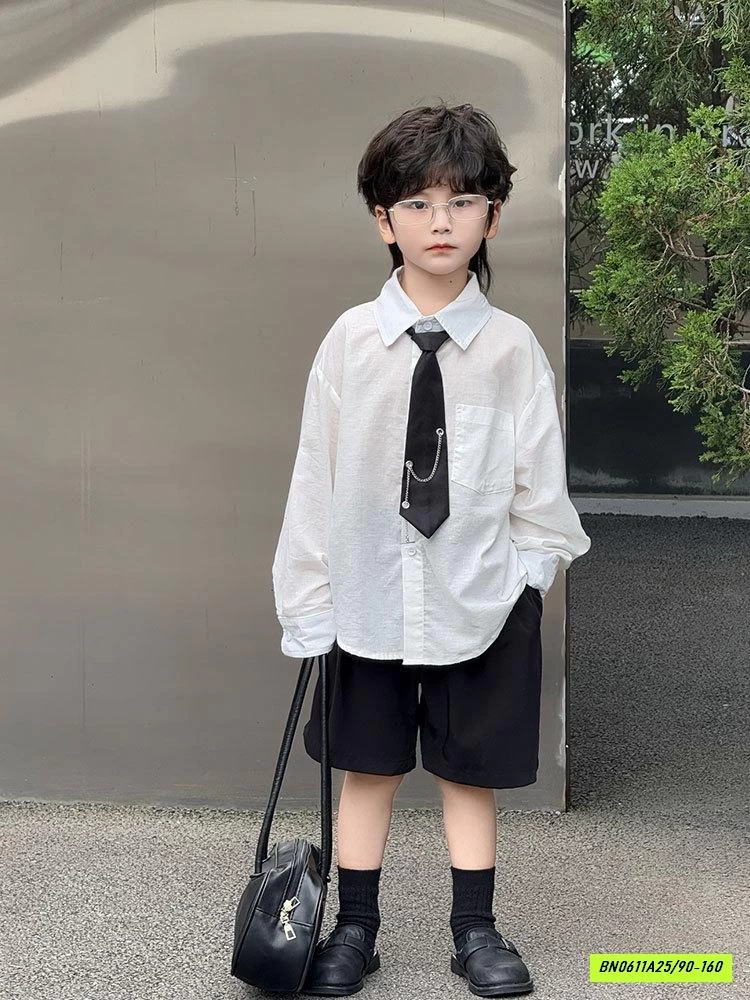 SƠ MI ĐŨI DÀI TAY KÈM CÀ VẠT + SHORT ĐEN