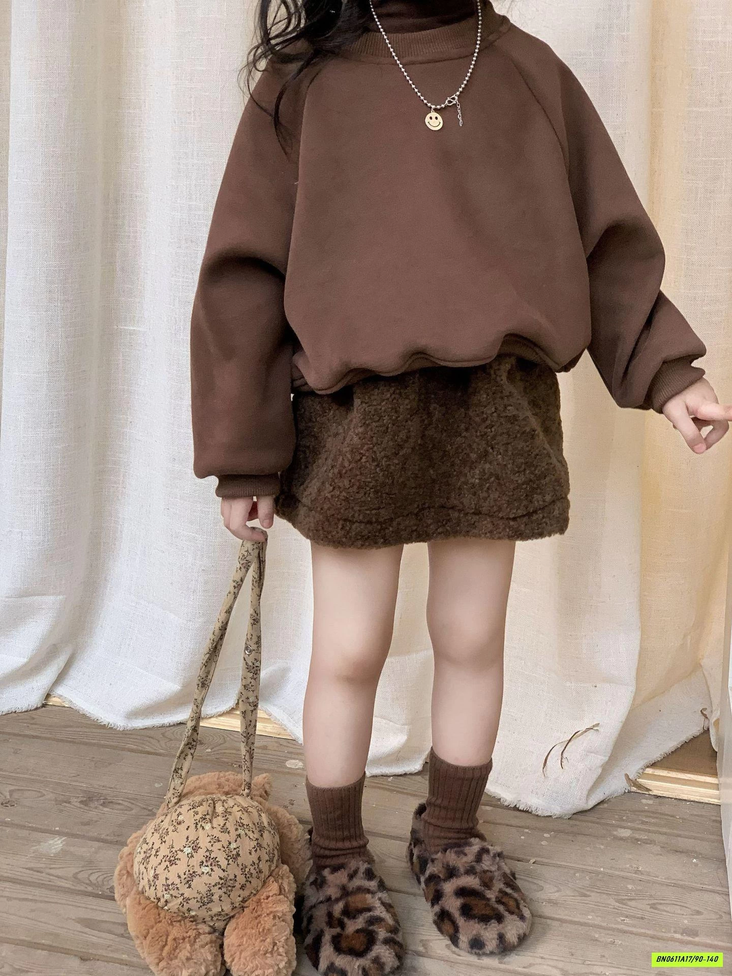 CHÂN VÁY CHỮ A LÔNG CỪU LÓT NHUNG