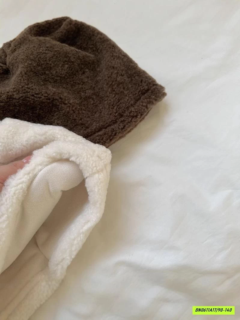 CHÂN VÁY CHỮ A LÔNG CỪU LÓT NHUNG