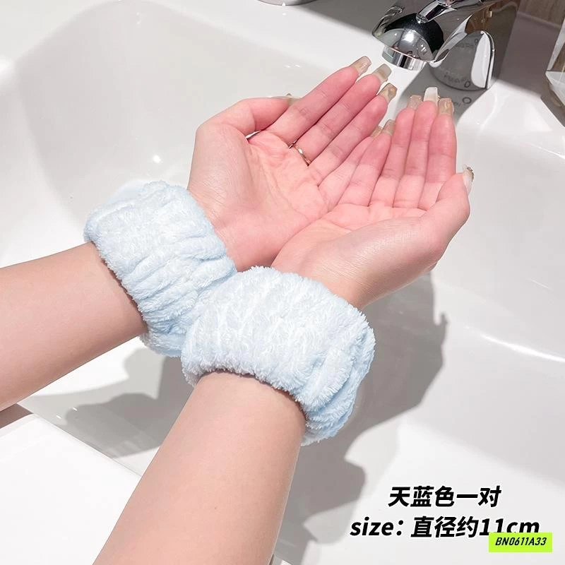 BĂNG ĐÔ RỬA MẶT