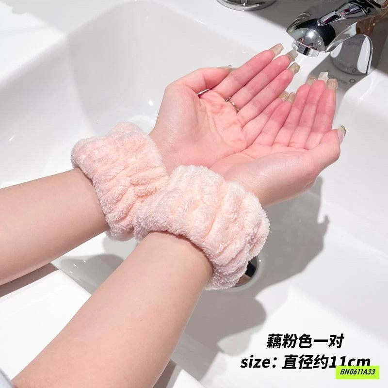 BĂNG ĐÔ RỬA MẶT