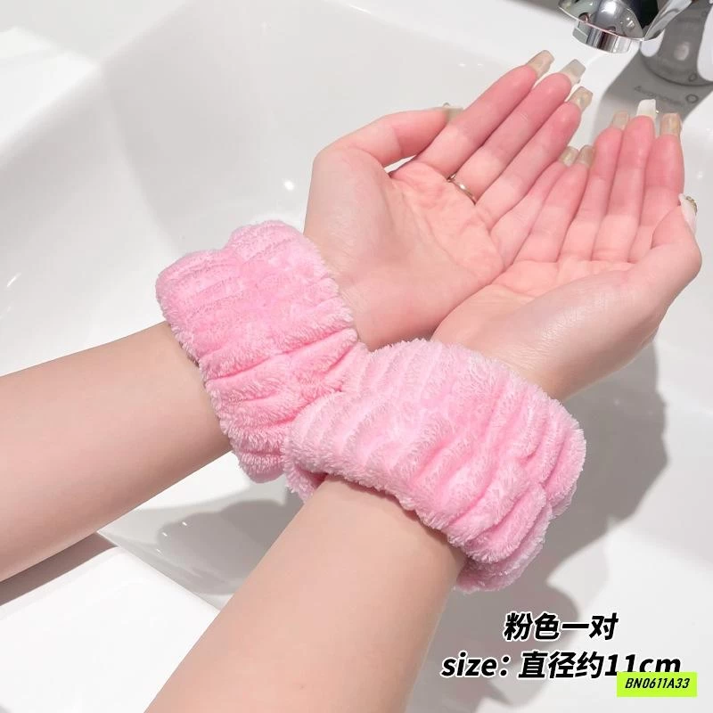 BĂNG ĐÔ RỬA MẶT