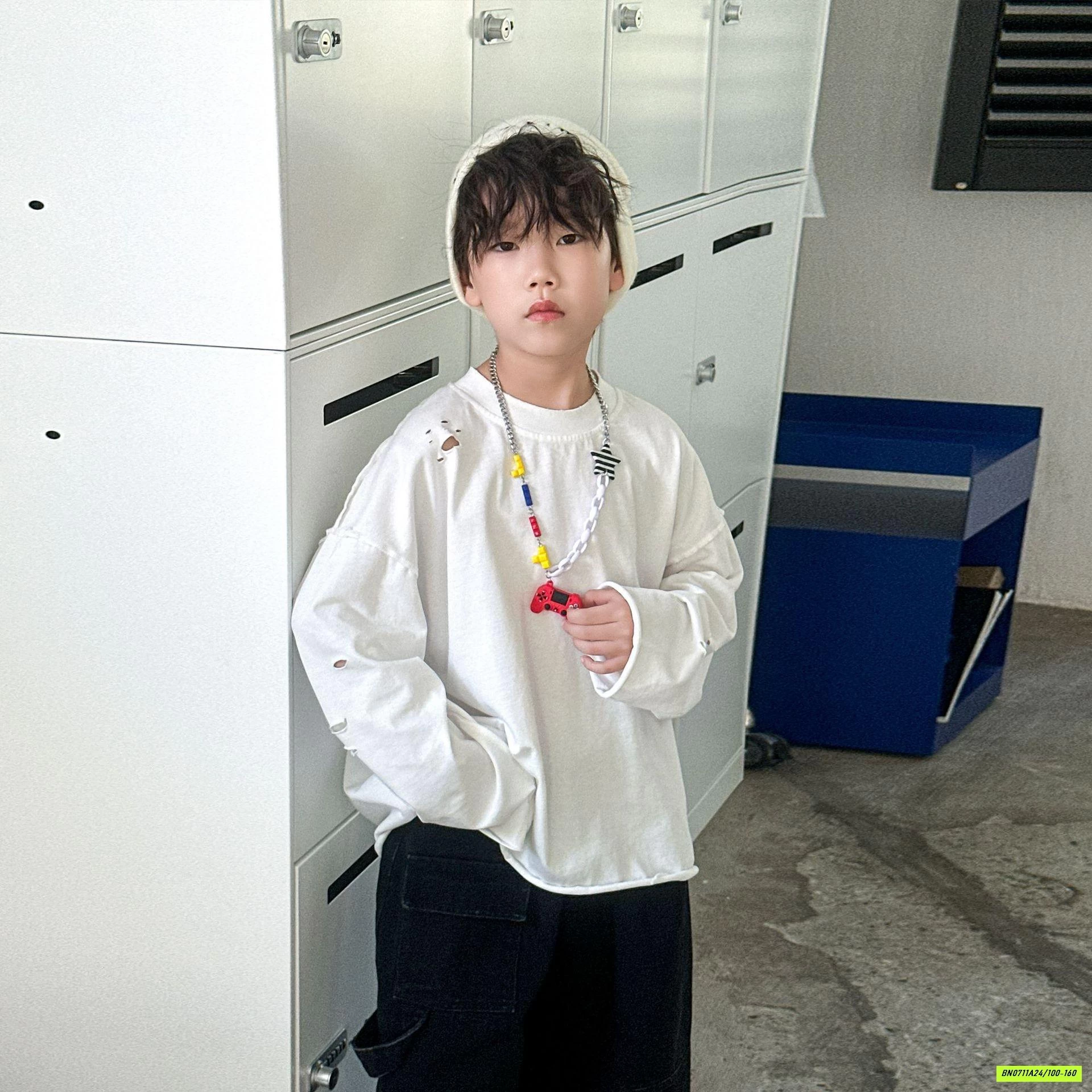 ÁO THUN TRƠN RÁCH GẤU