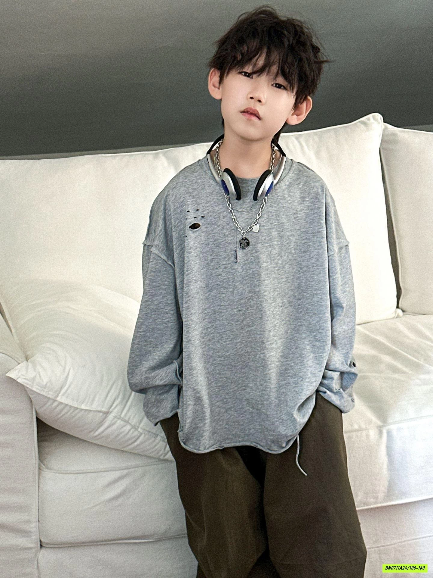 ÁO THUN TRƠN RÁCH GẤU