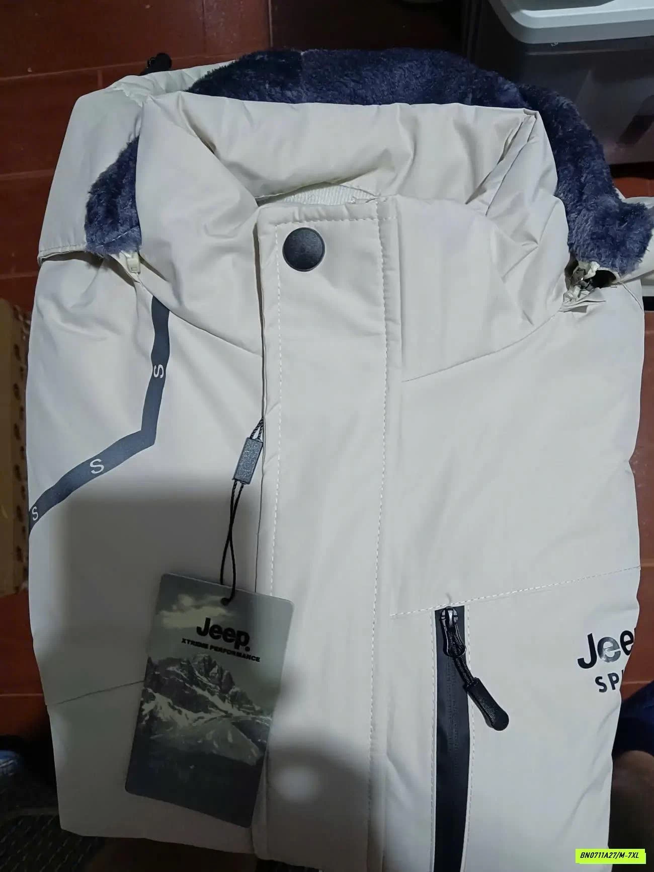 KHOÁC GIÓ JEEP SALEEEE