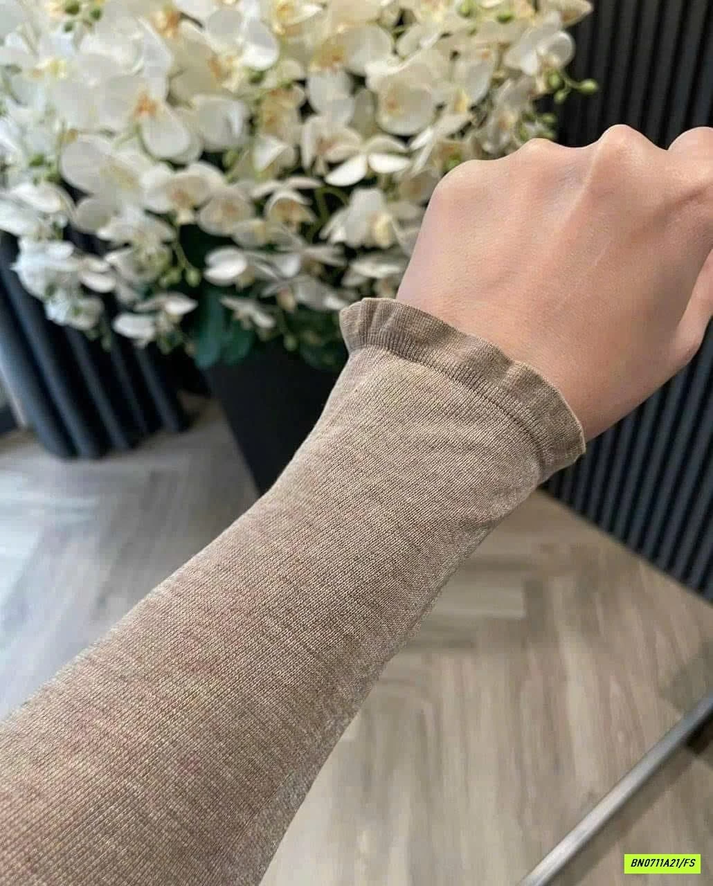 ÁO GIỮ NHIỆT NỘI ĐỊA CỔ BÈO GÂN TRƯỚC