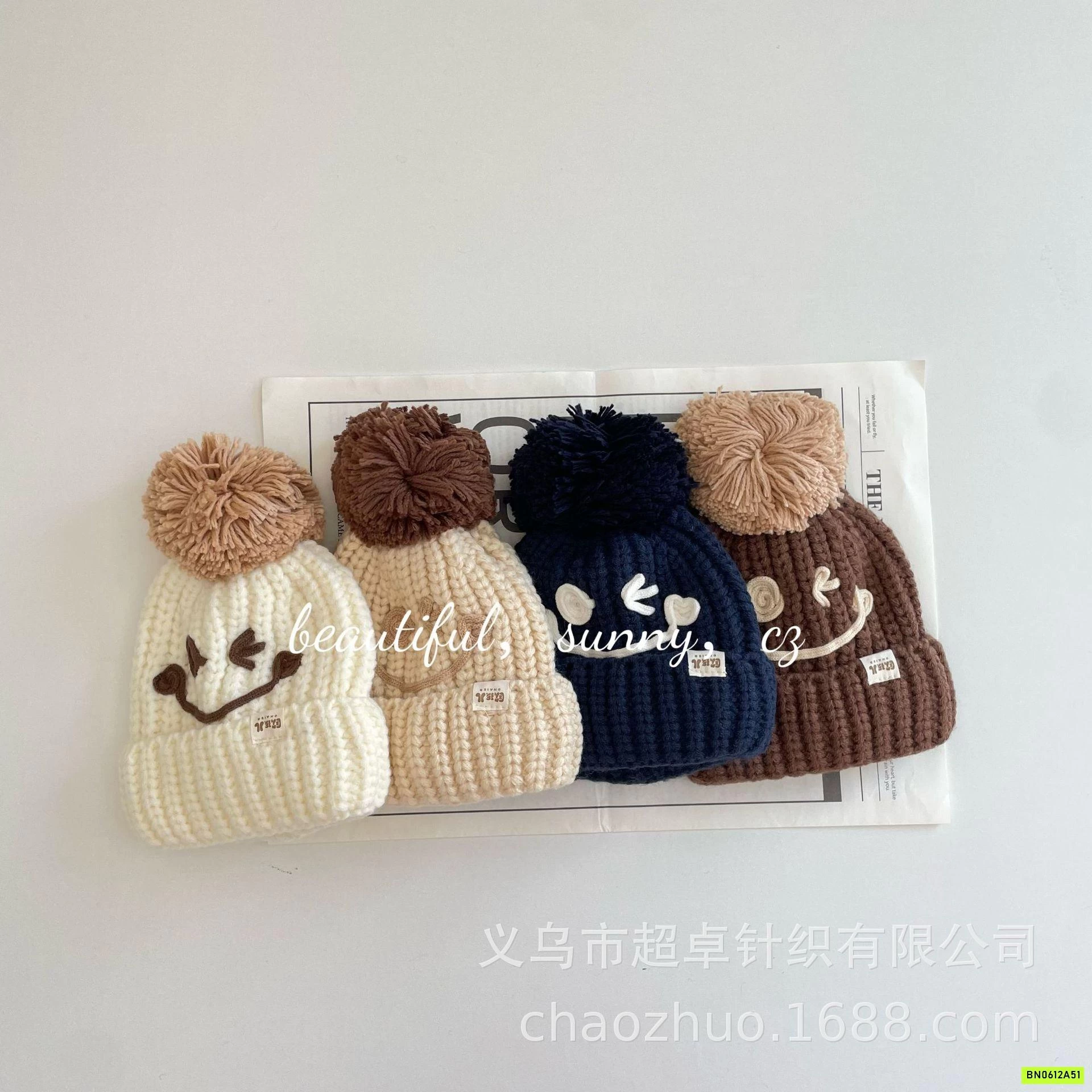 MŨ LEN GẮN BÔNG ICON