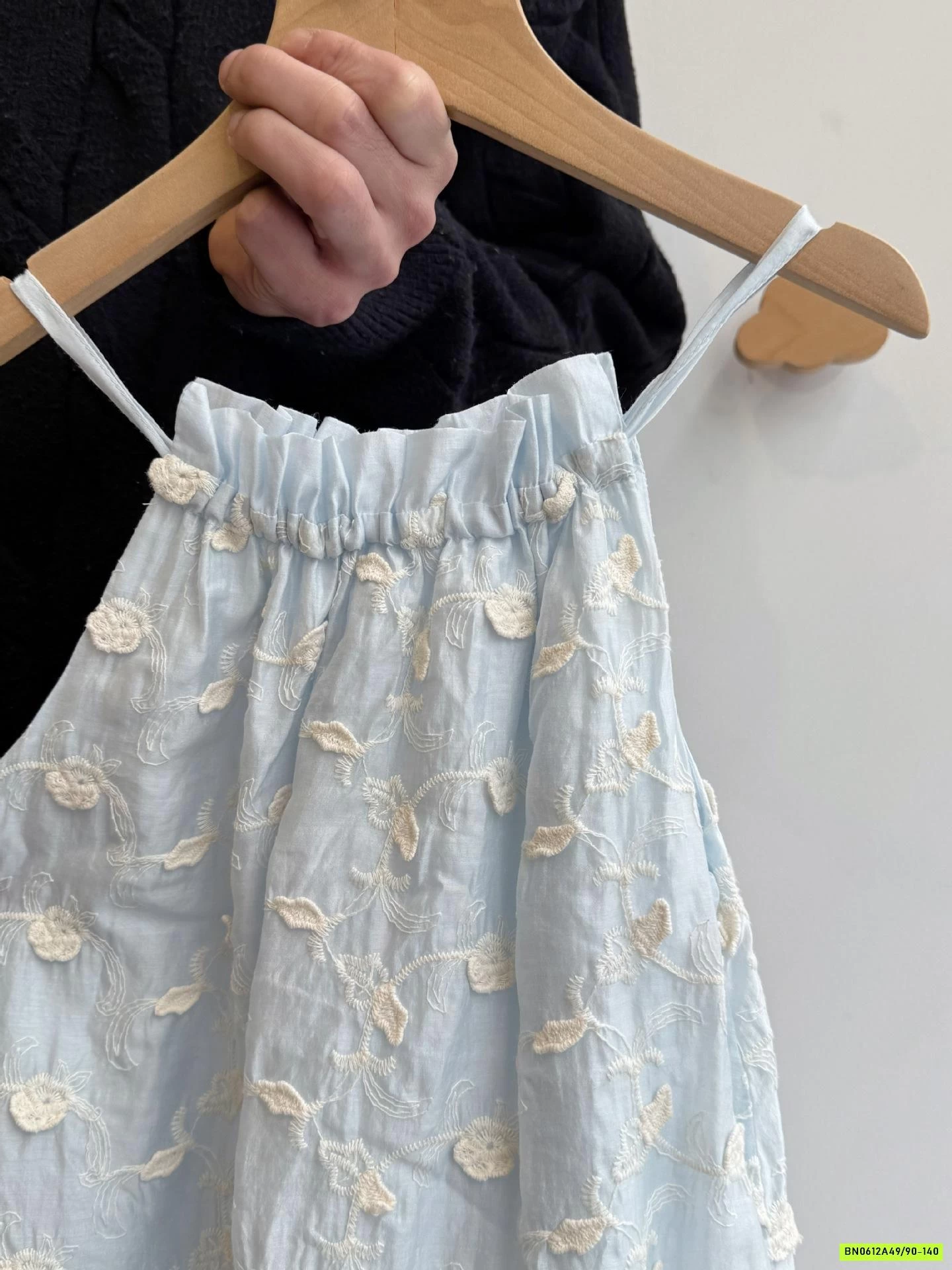 ĐẦM YẾM XANH THÊU HOA NỔI