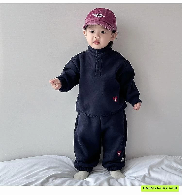 BỘ NỈ BÔNG THÊU LOGO SZ NHÍ