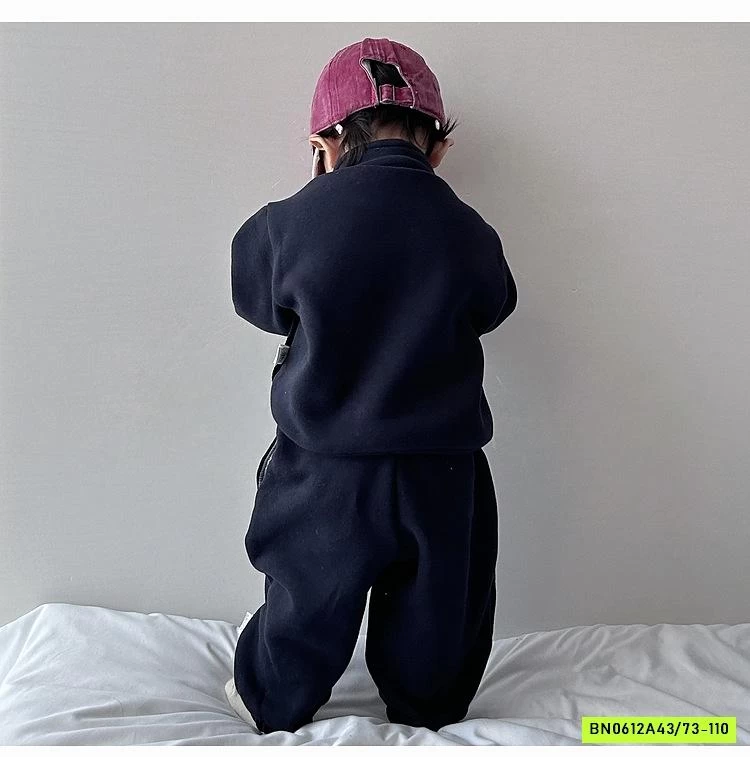 BỘ NỈ BÔNG THÊU LOGO SZ NHÍ