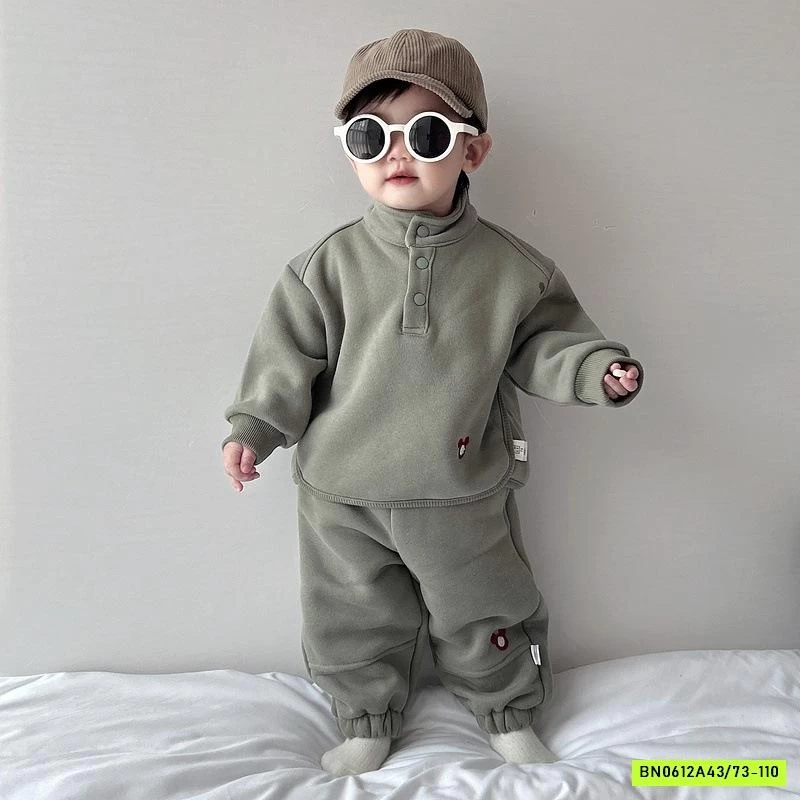 BỘ NỈ BÔNG THÊU LOGO SZ NHÍ