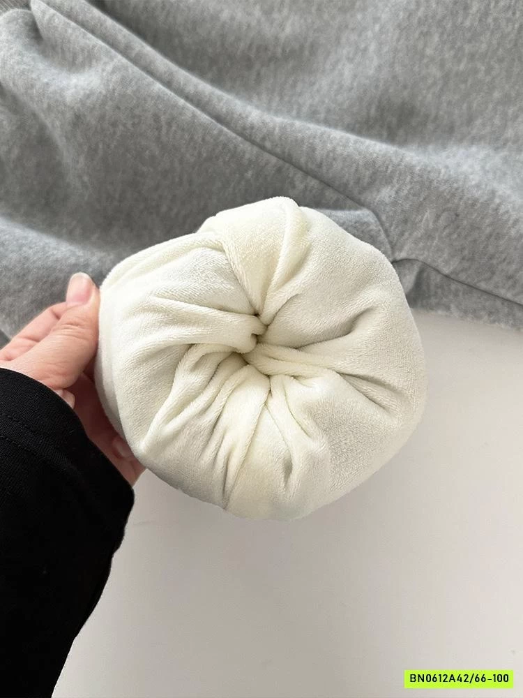 BỘ KHOÁC NỈ LÓT NHUNG SZ NHÍ