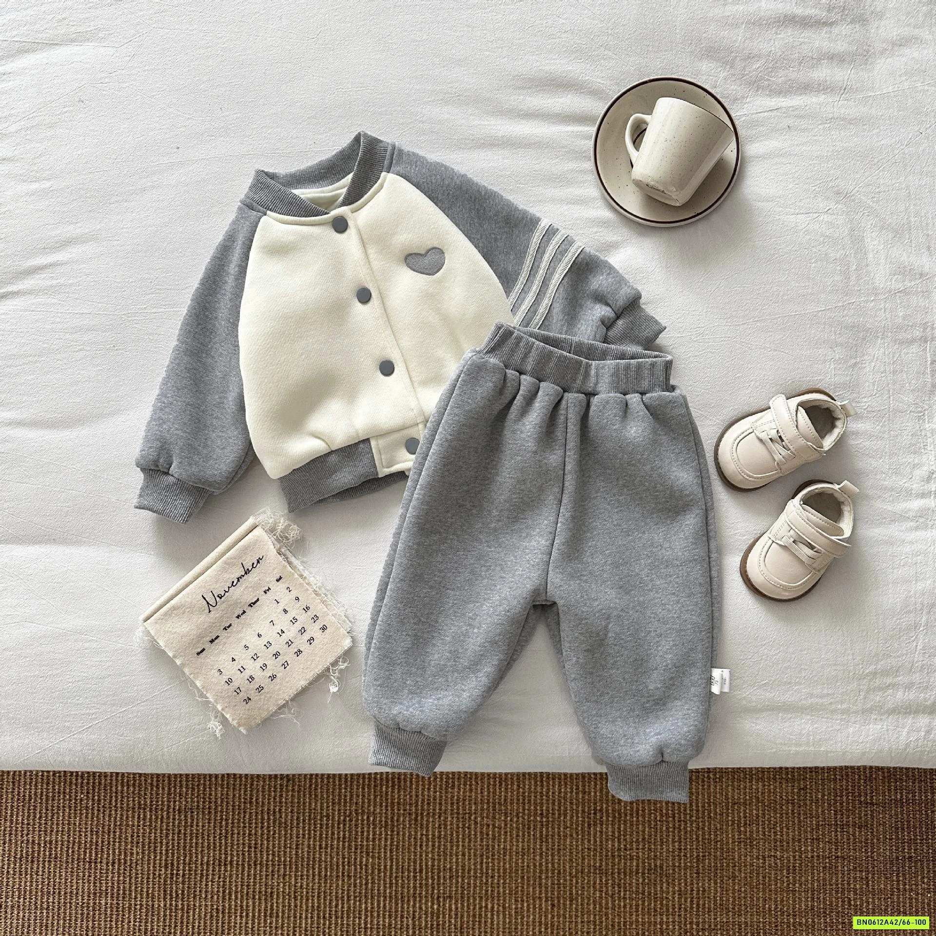 BỘ KHOÁC NỈ LÓT NHUNG SZ NHÍ