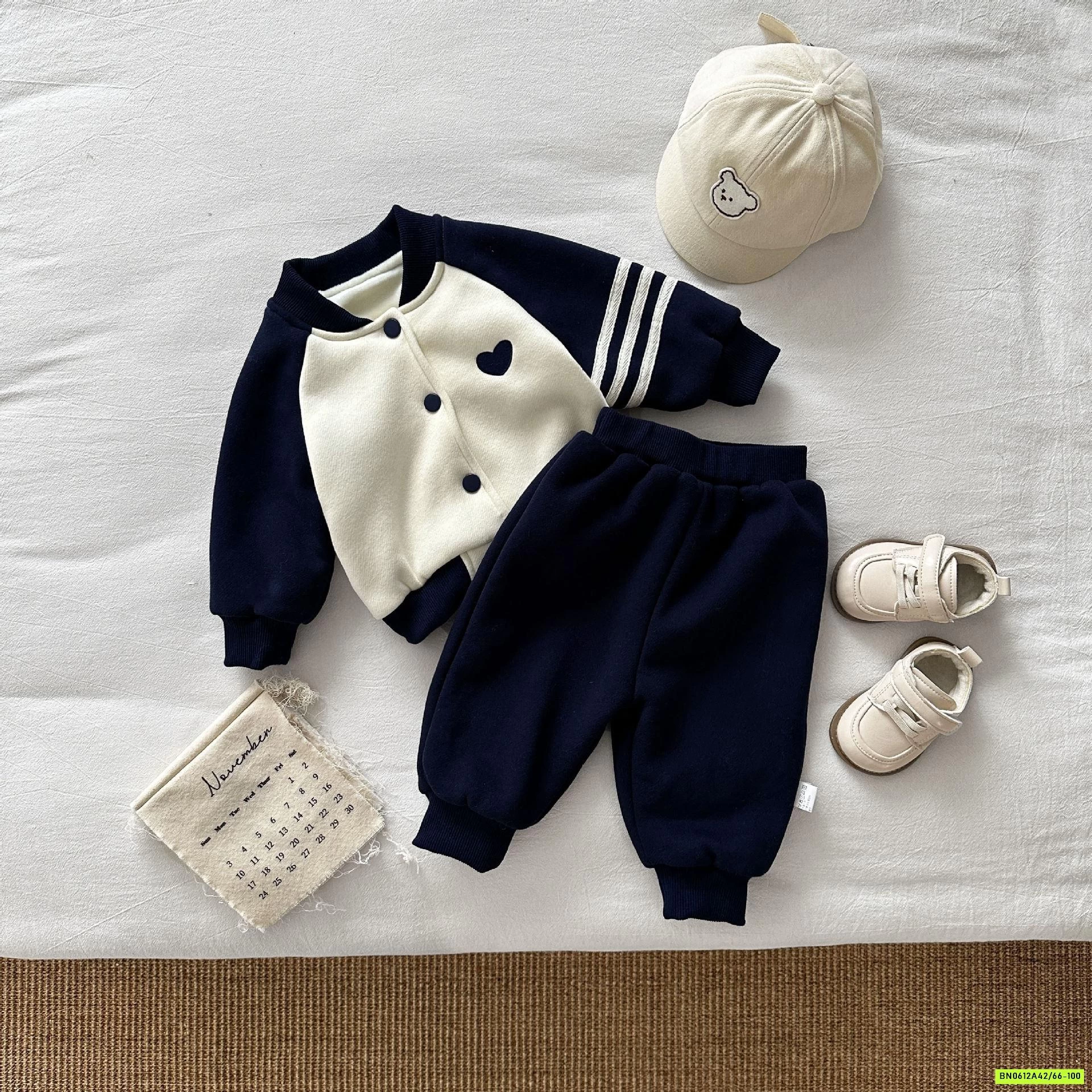 BỘ KHOÁC NỈ LÓT NHUNG SZ NHÍ