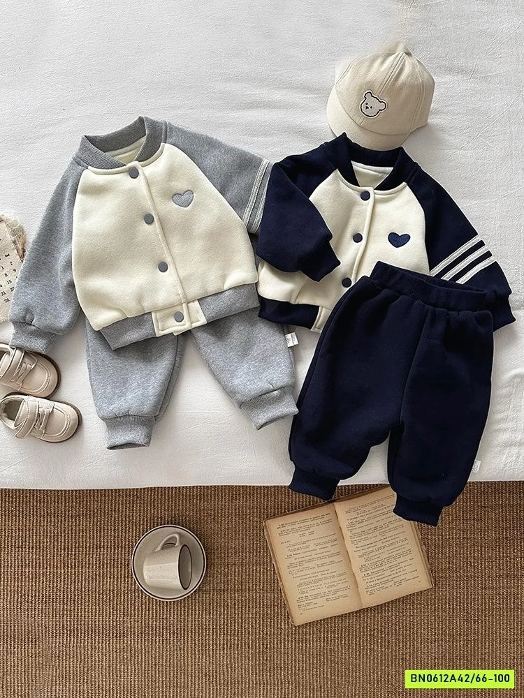 BỘ KHOÁC NỈ LÓT NHUNG SZ NHÍ