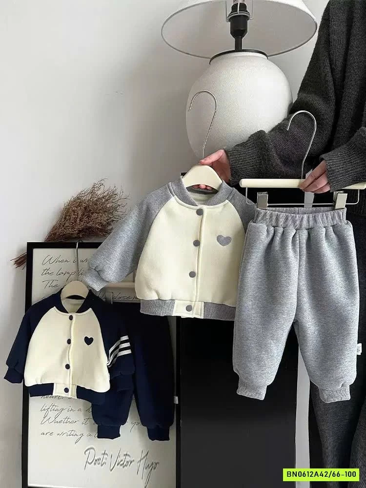 BỘ KHOÁC NỈ LÓT NHUNG SZ NHÍ