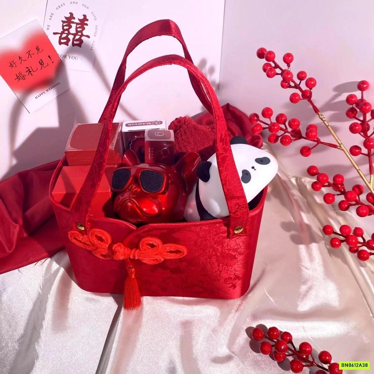 GIỎ ĐỰNG QUÀ CƯỚI/LỄ TẾT