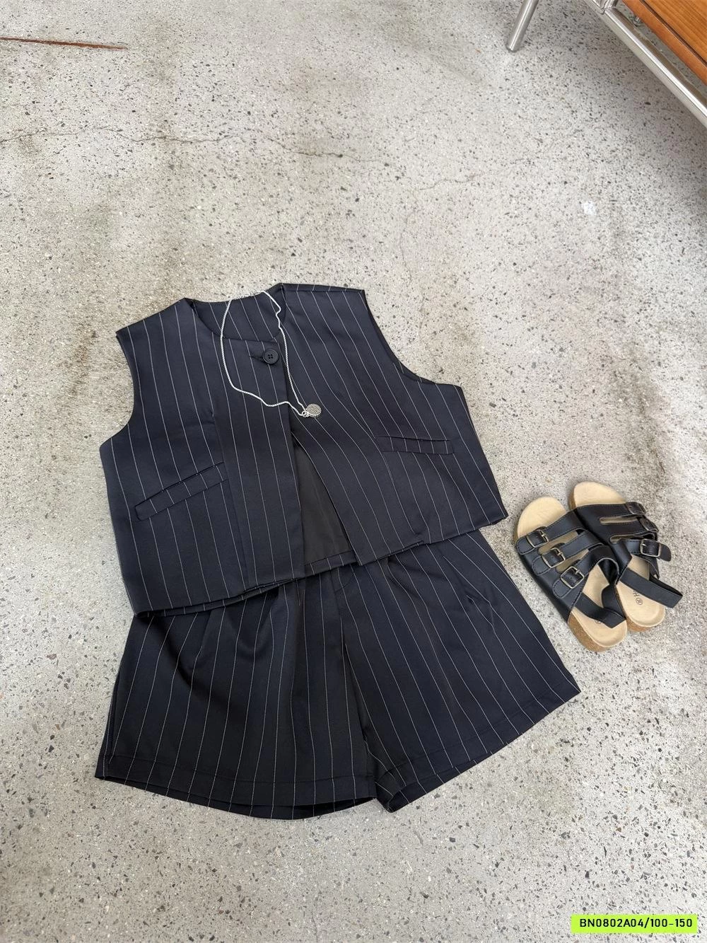 SÉT VEST ĐEN NGẮN TAY