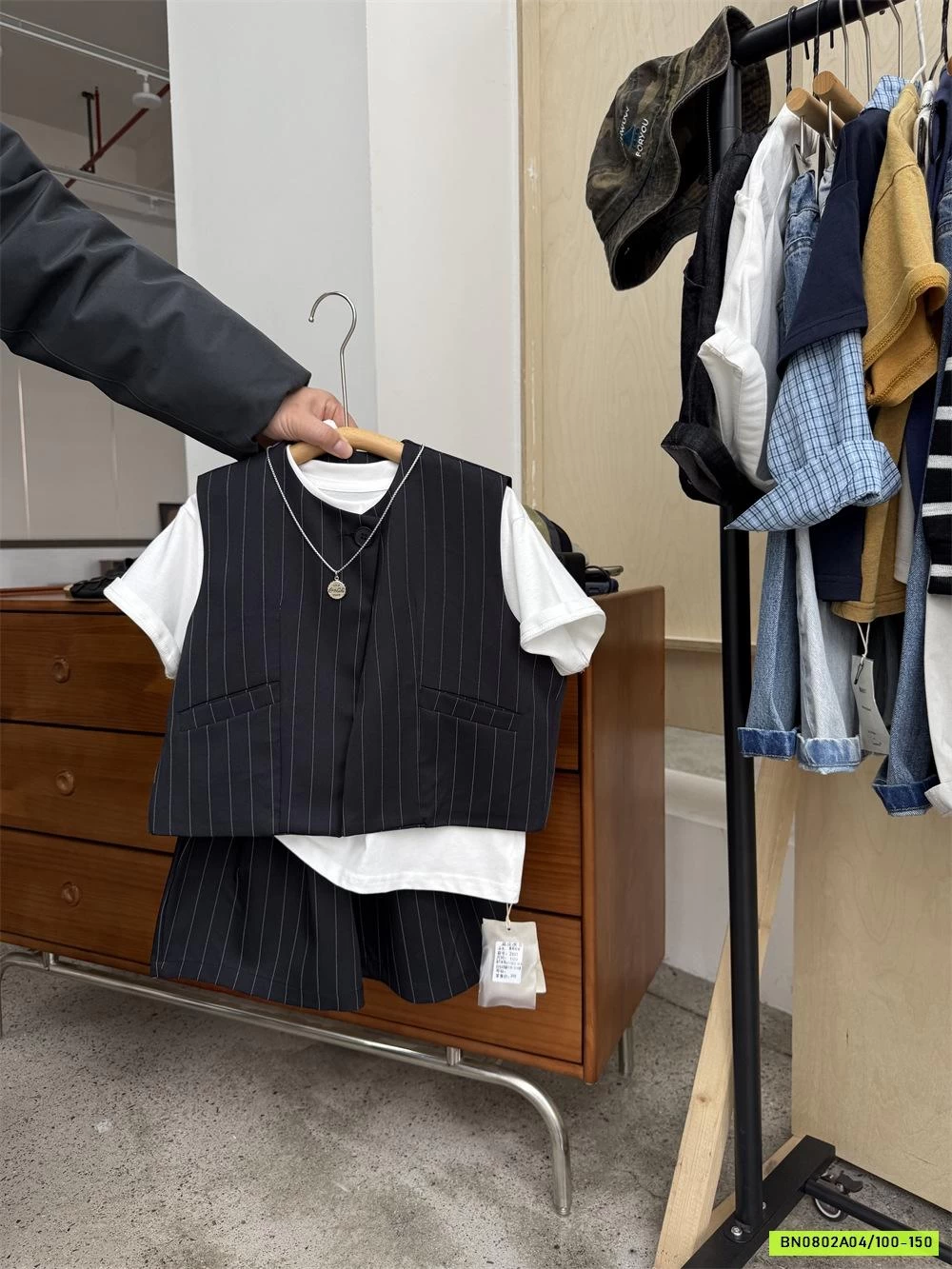 SÉT VEST ĐEN NGẮN TAY