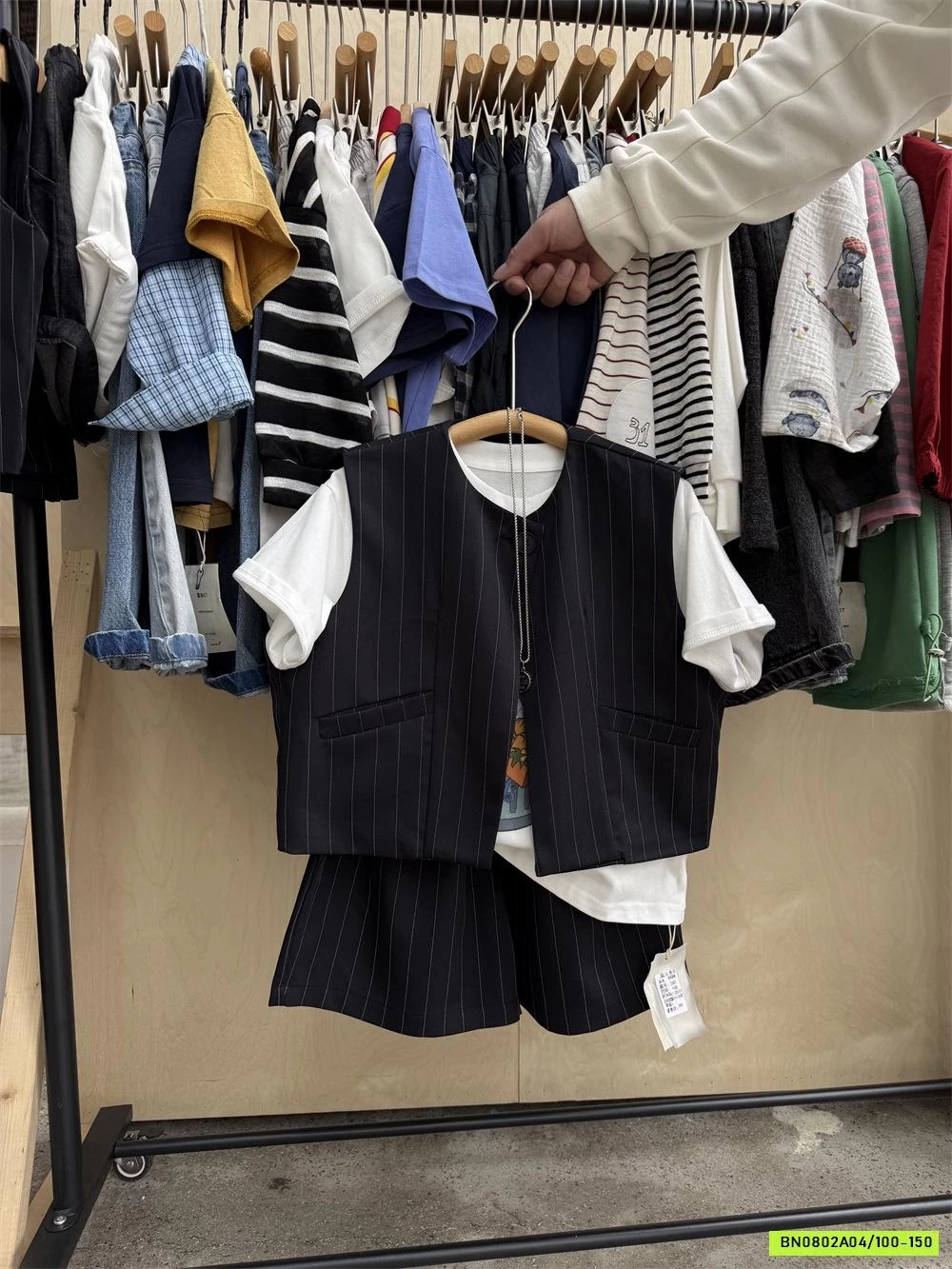 SÉT VEST ĐEN NGẮN TAY