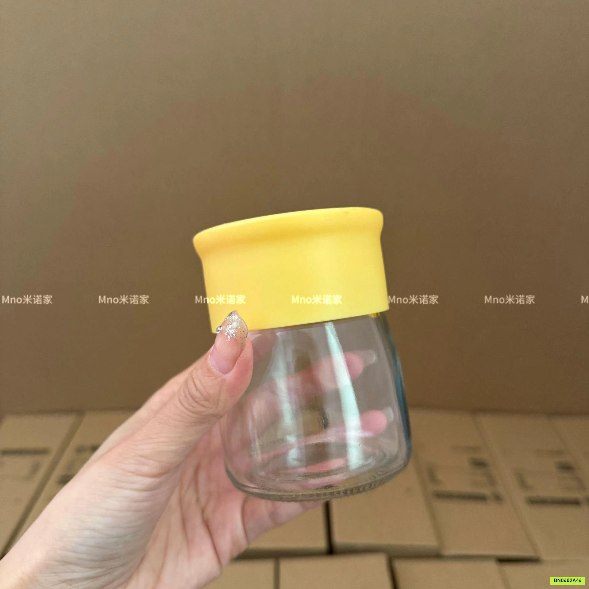 CHAI PHẾT DẦU SILICON VỊT VÀNG