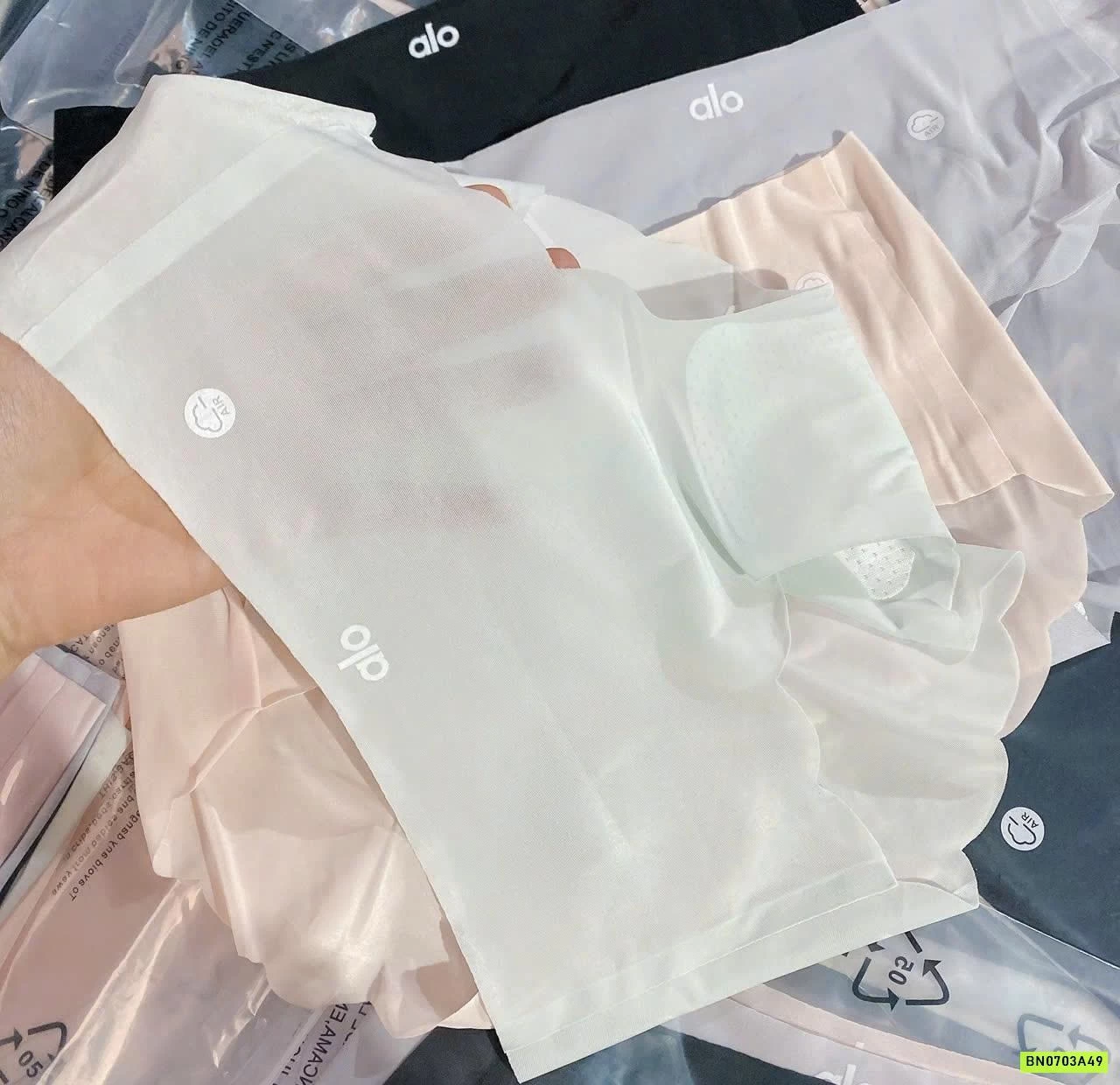 SÉT 5 QUẦN CHIP KHÔNG VIỀN