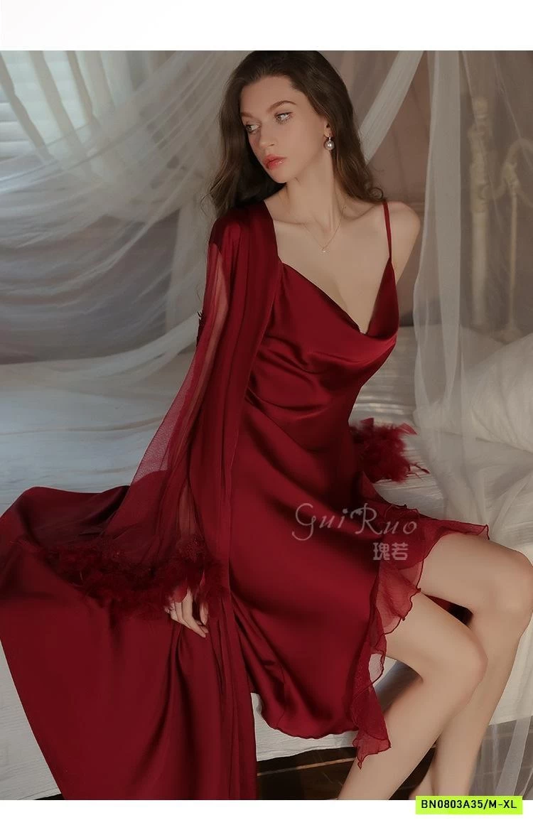 SÉT VÁY NGỦ LỤA 2 DÂY KÈM ÁO CHOÀNG