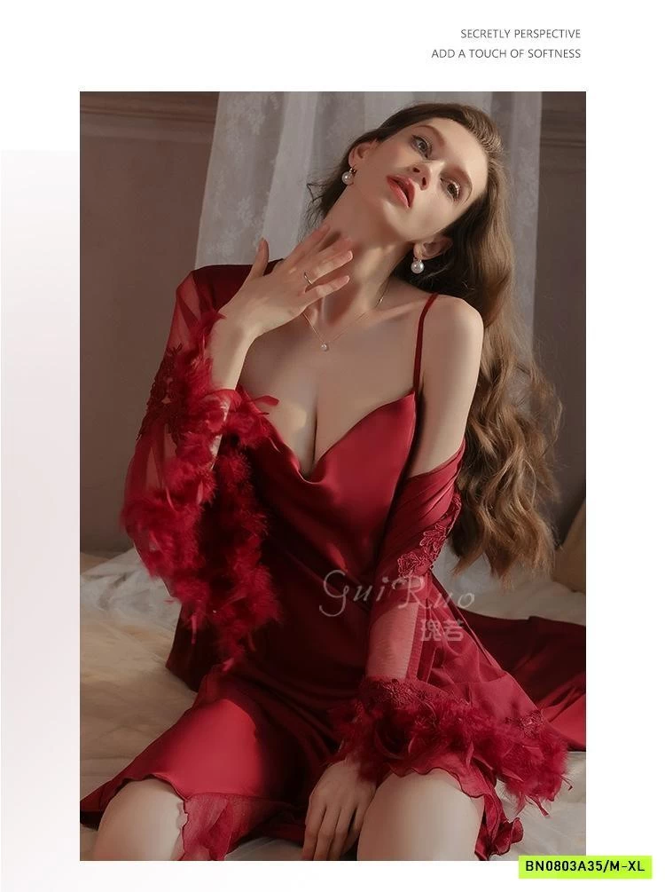 SÉT VÁY NGỦ LỤA 2 DÂY KÈM ÁO CHOÀNG