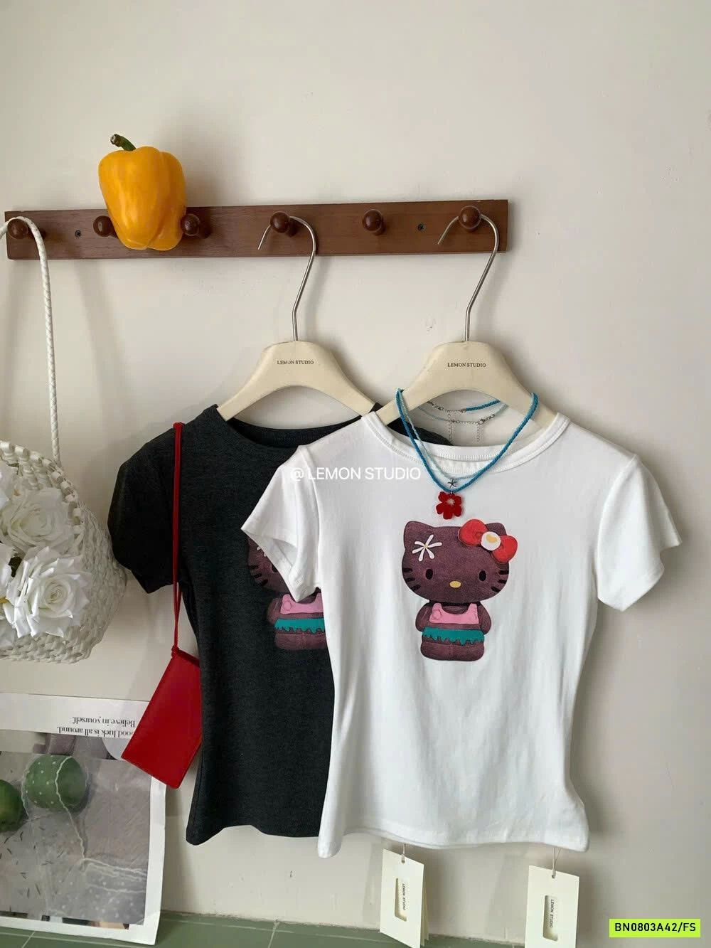 ÁO THUN KITTY LEMON