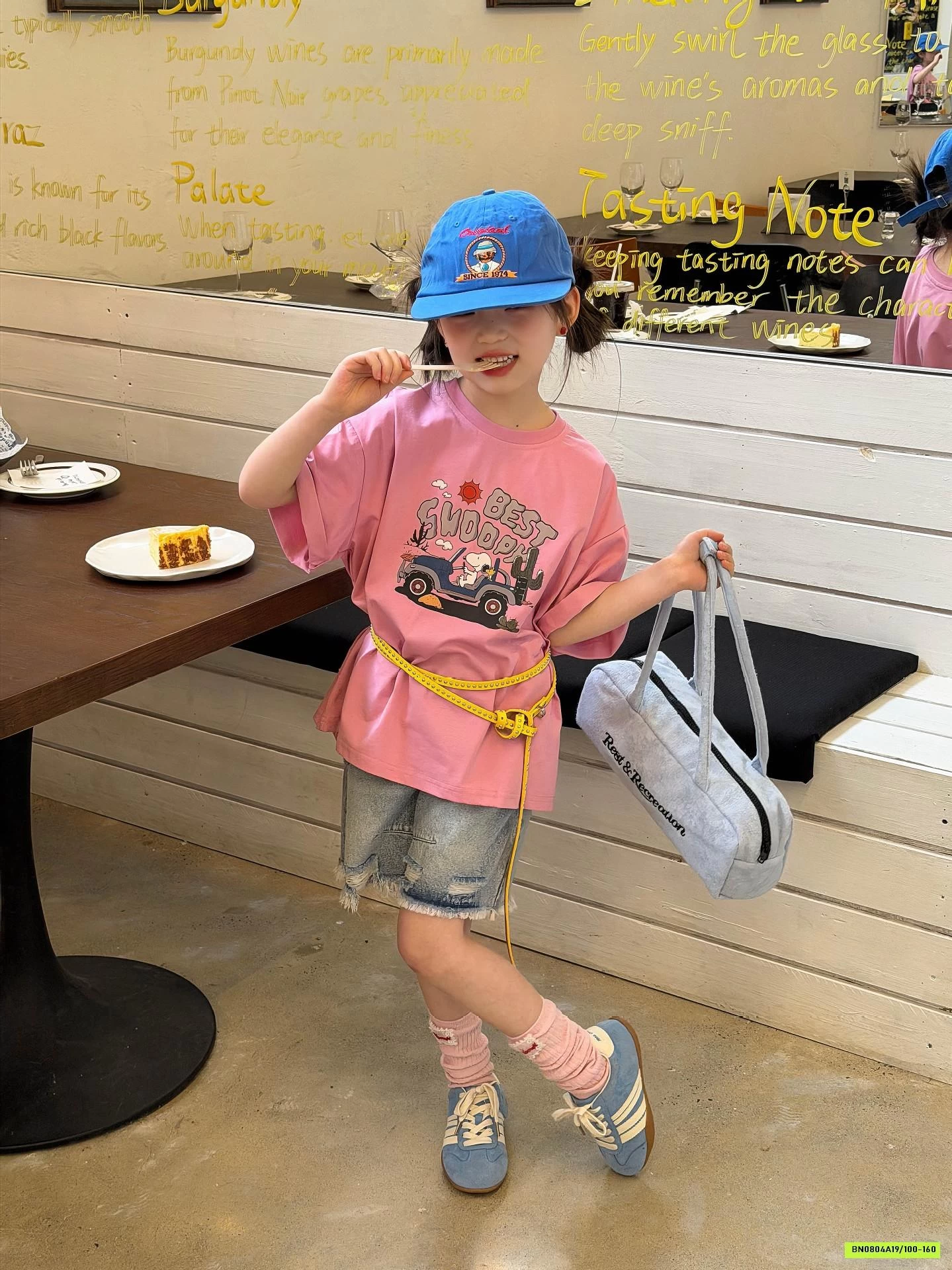 ÁO THUN SNOOPY BÉ GÁI