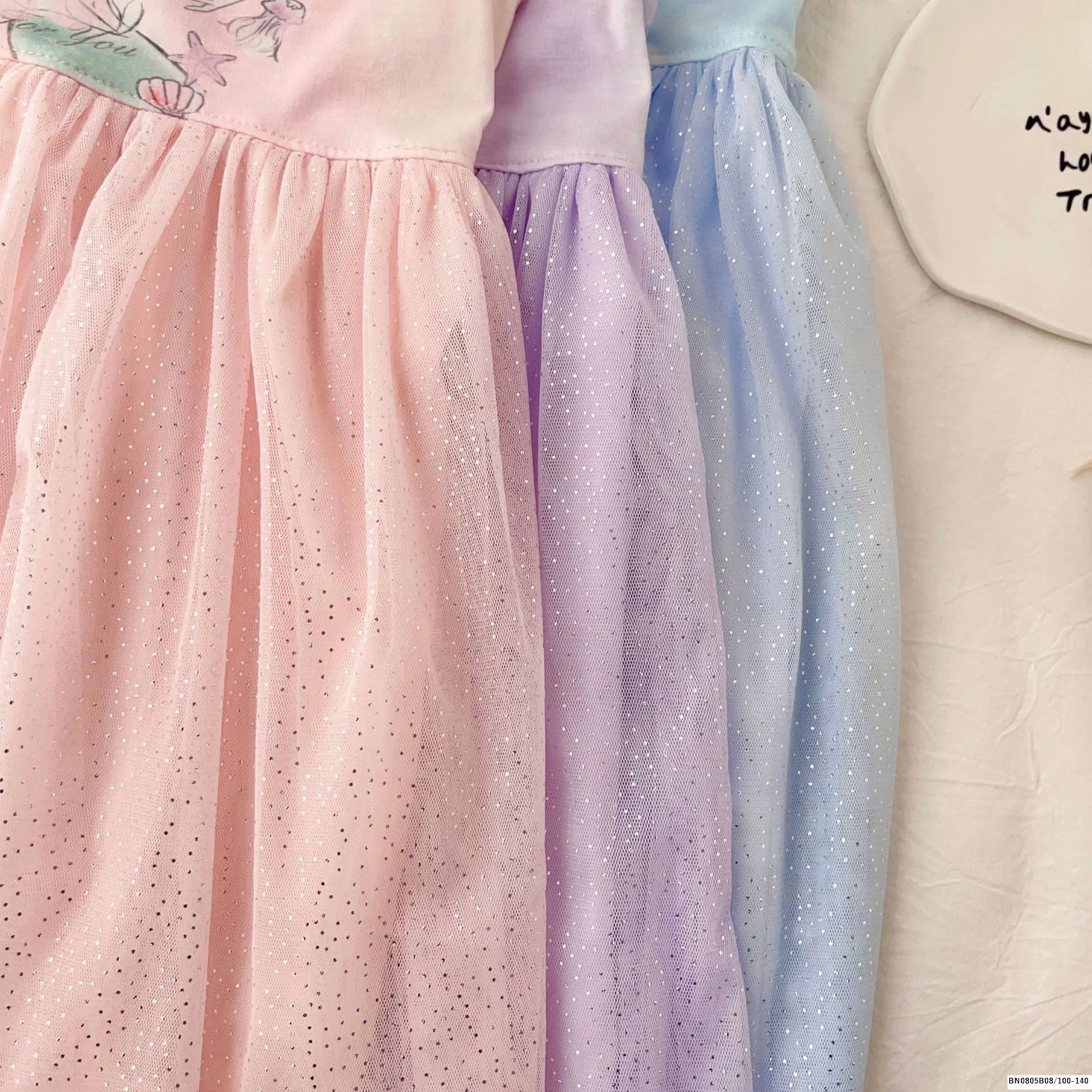 VÁY CÔNG CHÚA BÉ GÁI