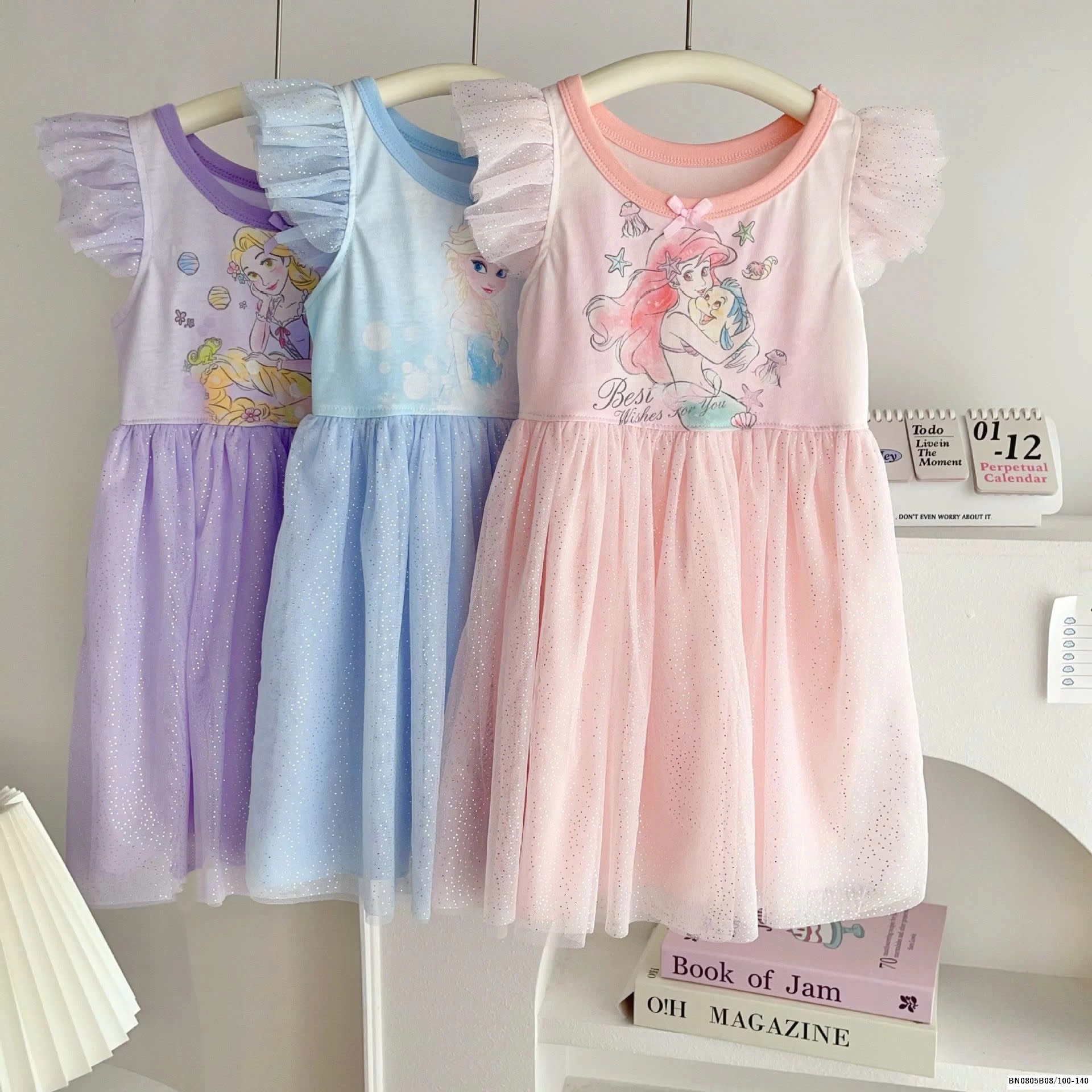 VÁY CÔNG CHÚA BÉ GÁI