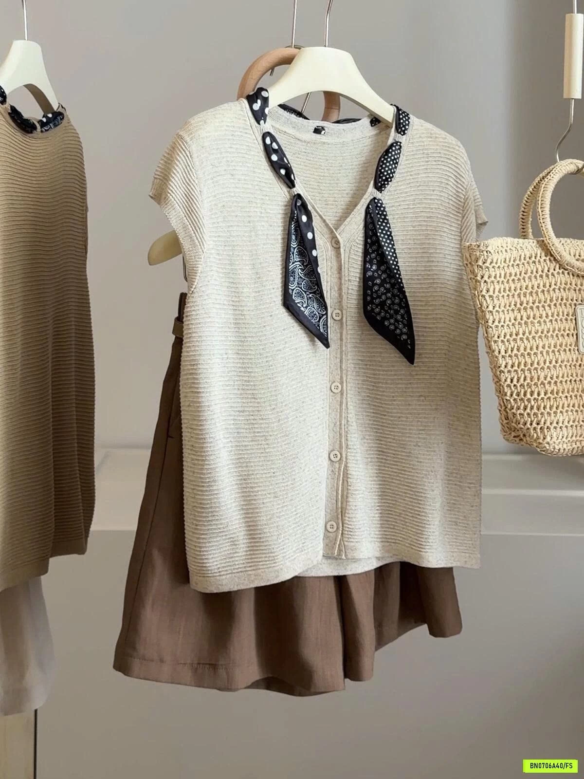 MONTOGHI DỆT PHỐI KHĂN ANNA