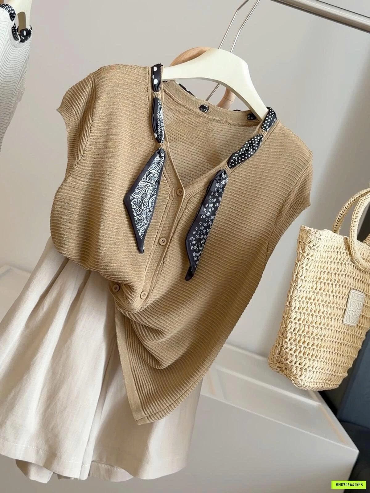 MONTOGHI DỆT PHỐI KHĂN ANNA