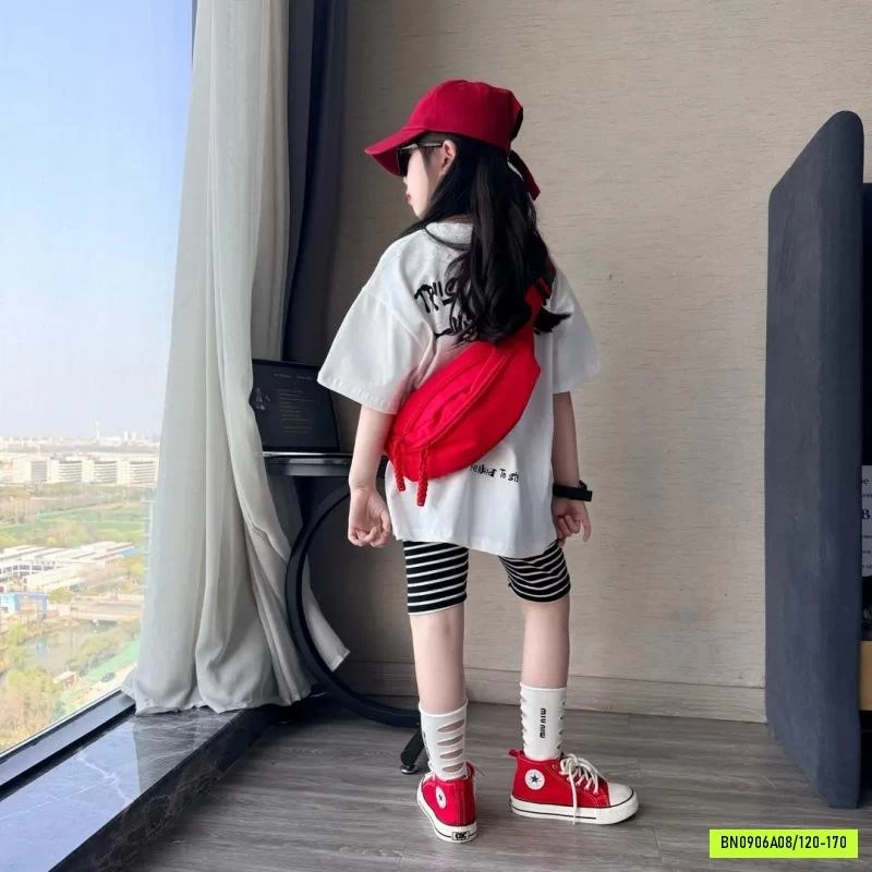 ÁO THUN CÔ GÁI MIX LEGGING KẺ
