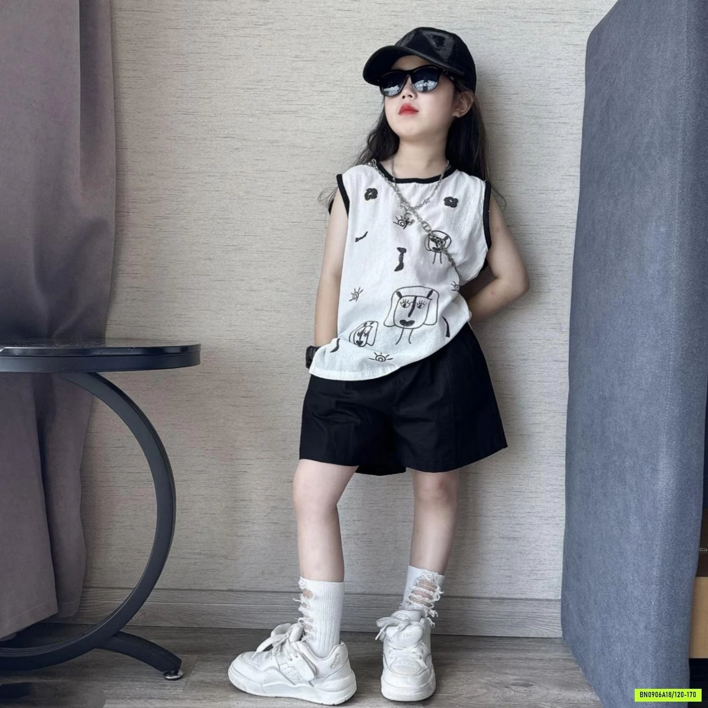 SÉT ĐEN TRẮNG NGỘ NGHĨNH