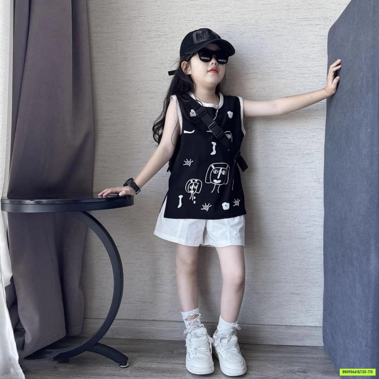 SÉT ĐEN TRẮNG NGỘ NGHĨNH
