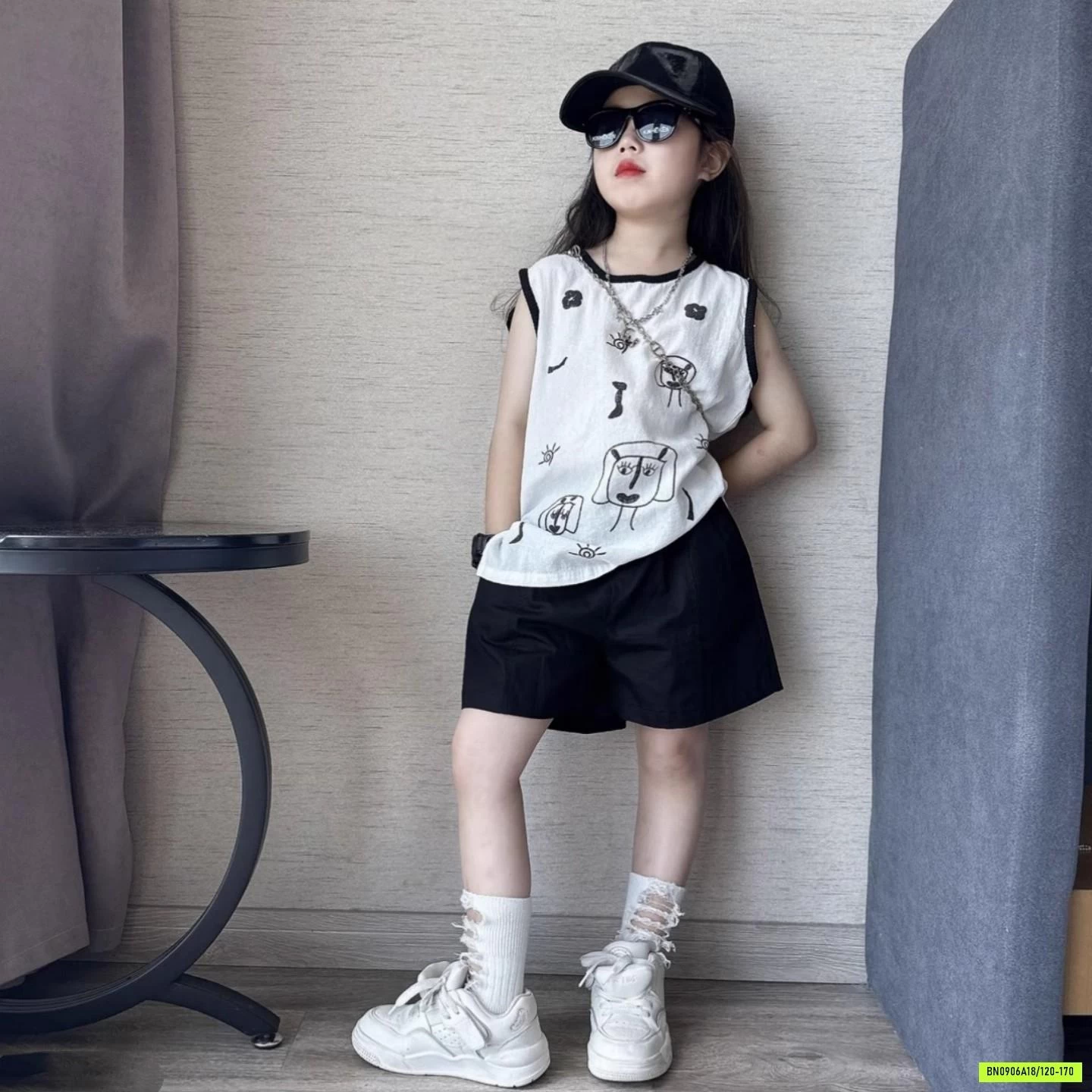 SÉT ĐEN TRẮNG NGỘ NGHĨNH
